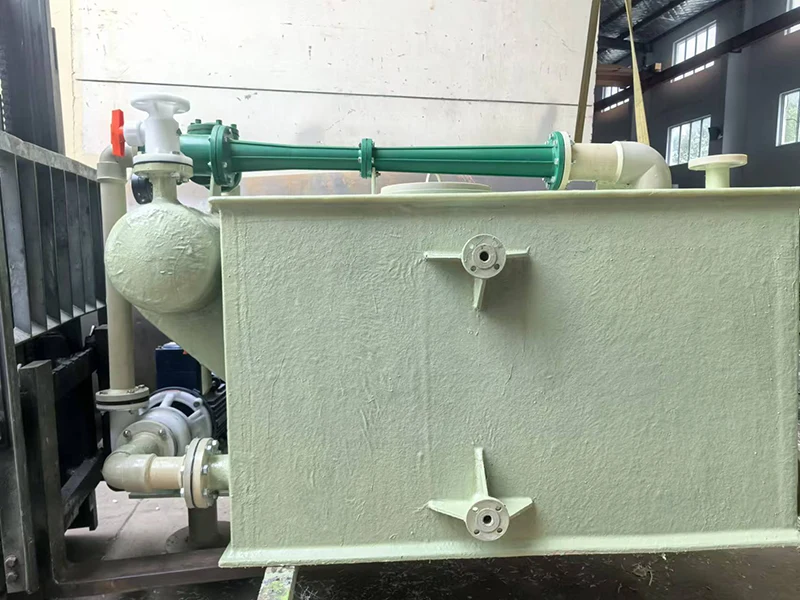 FRP製横型ウォータージェットバキュームユニット