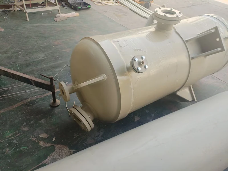 PPH縦型貯蔵タンク